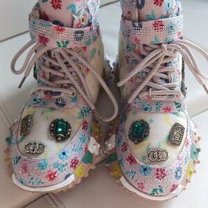 BLINGY SNEAKERS